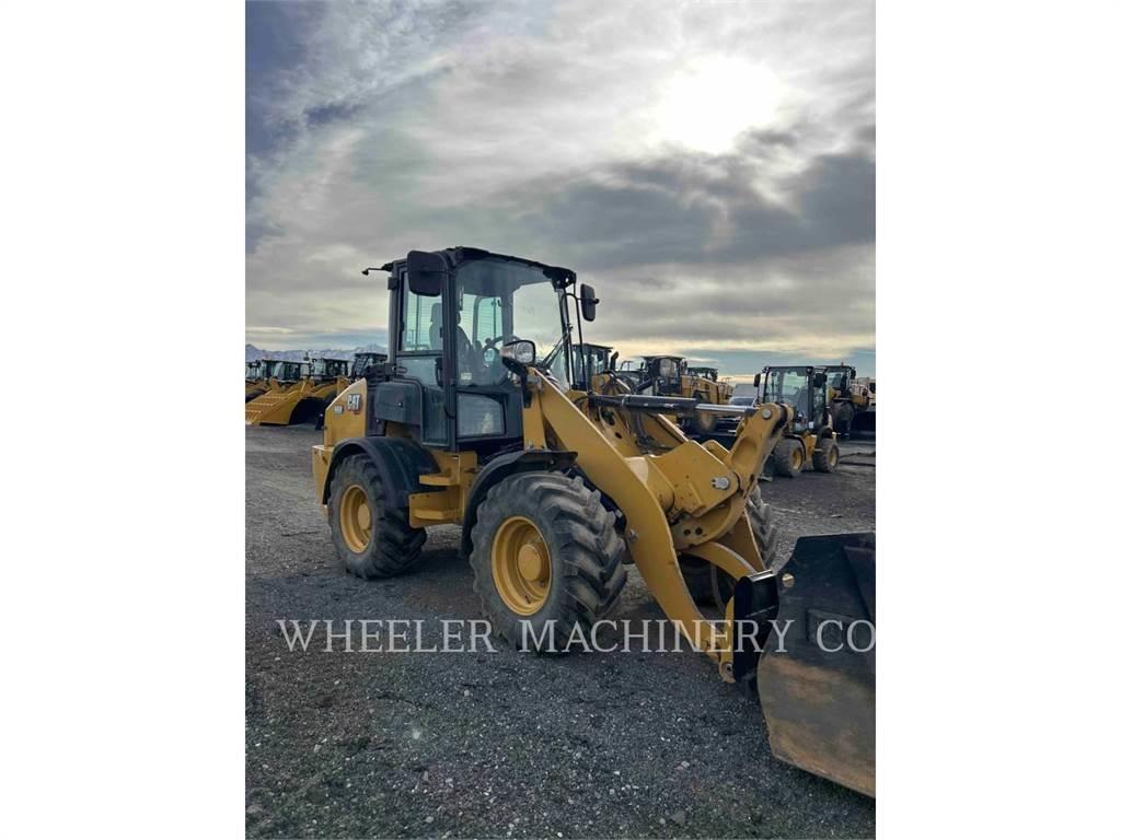 CAT 908 Gumikerekes homlokrakodók
