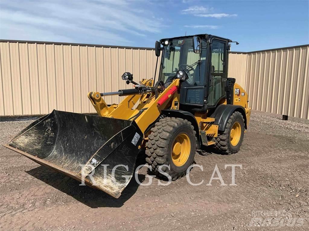 CAT 908 Gumikerekes homlokrakodók