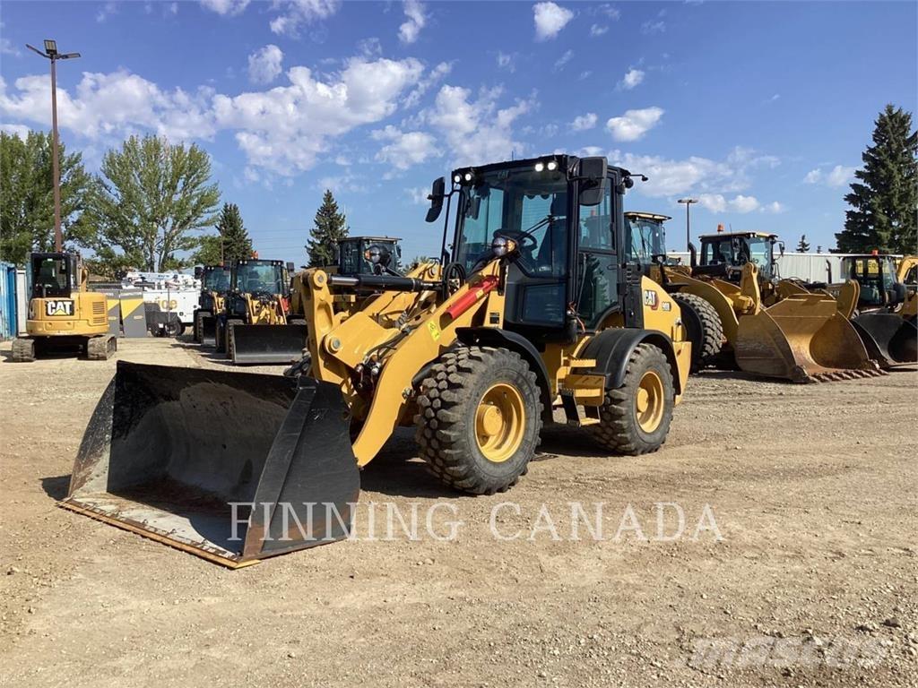 CAT 908 Gumikerekes homlokrakodók