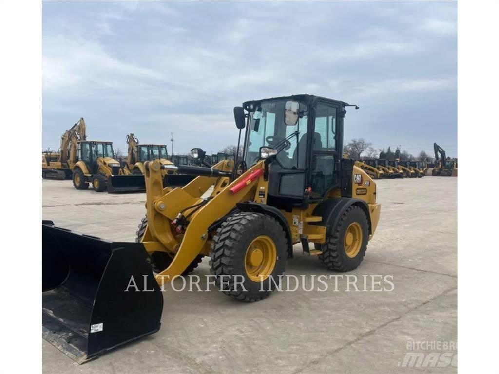 CAT 908-14 Gumikerekes homlokrakodók