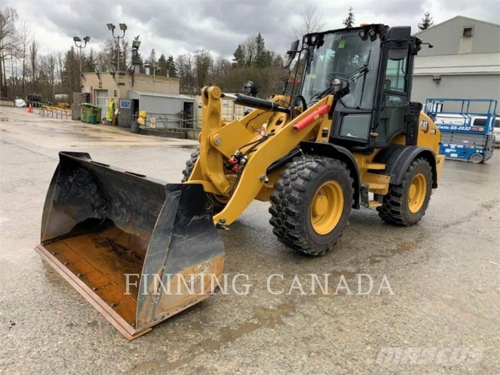 CAT 908-14 Gumikerekes homlokrakodók