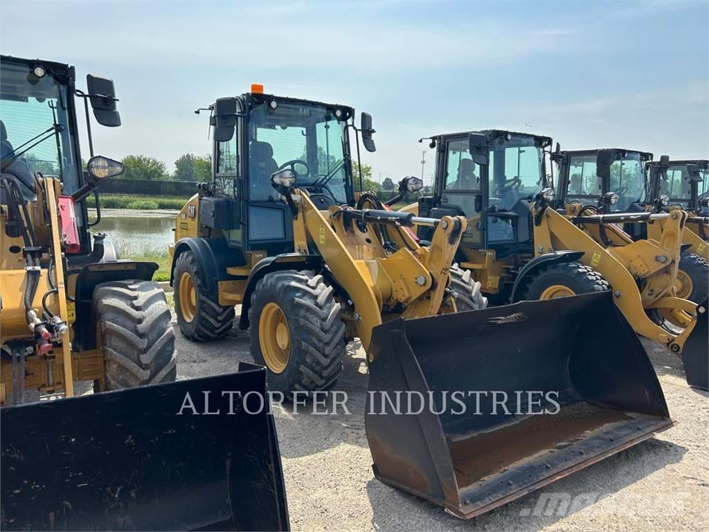 CAT 908-14 Gumikerekes homlokrakodók
