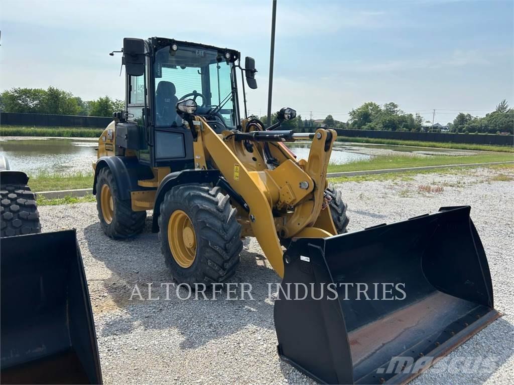 CAT 908-14 Gumikerekes homlokrakodók