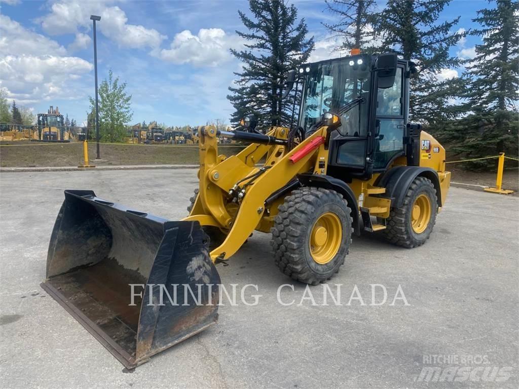 CAT 908-14 Gumikerekes homlokrakodók