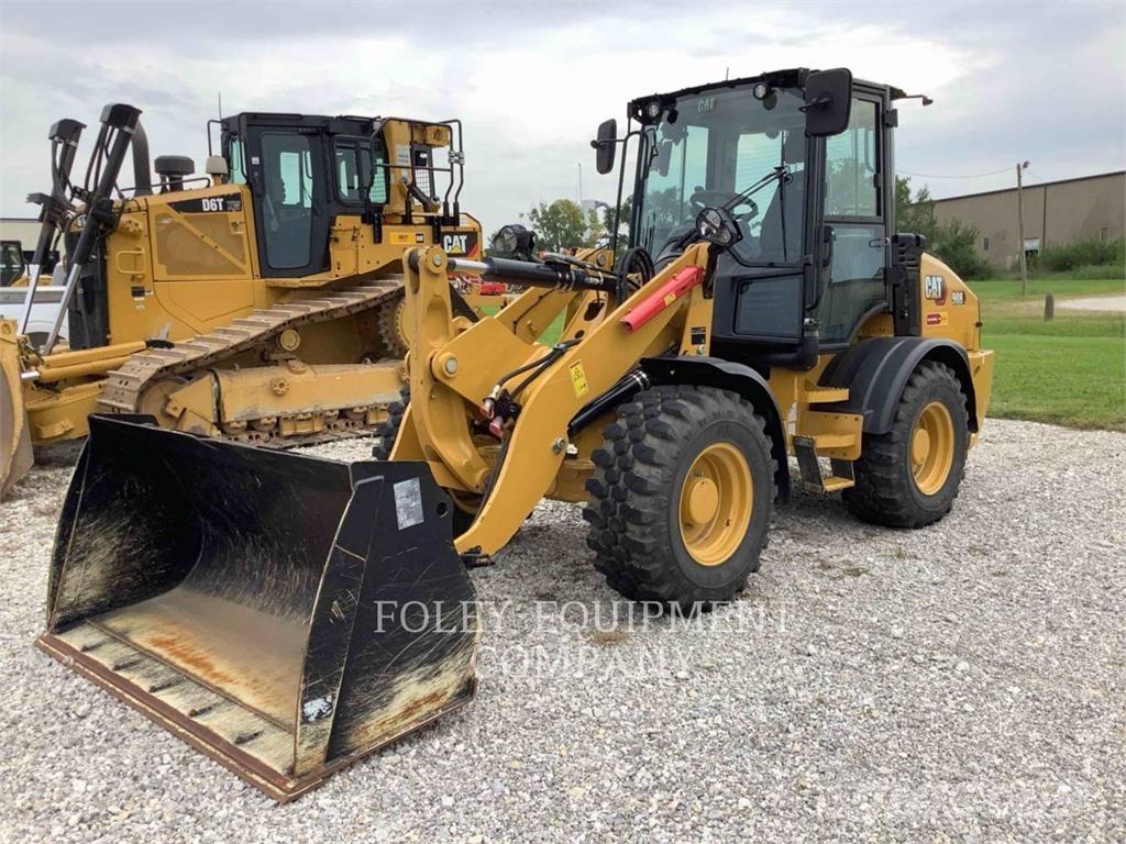 CAT 908-14 Gumikerekes homlokrakodók
