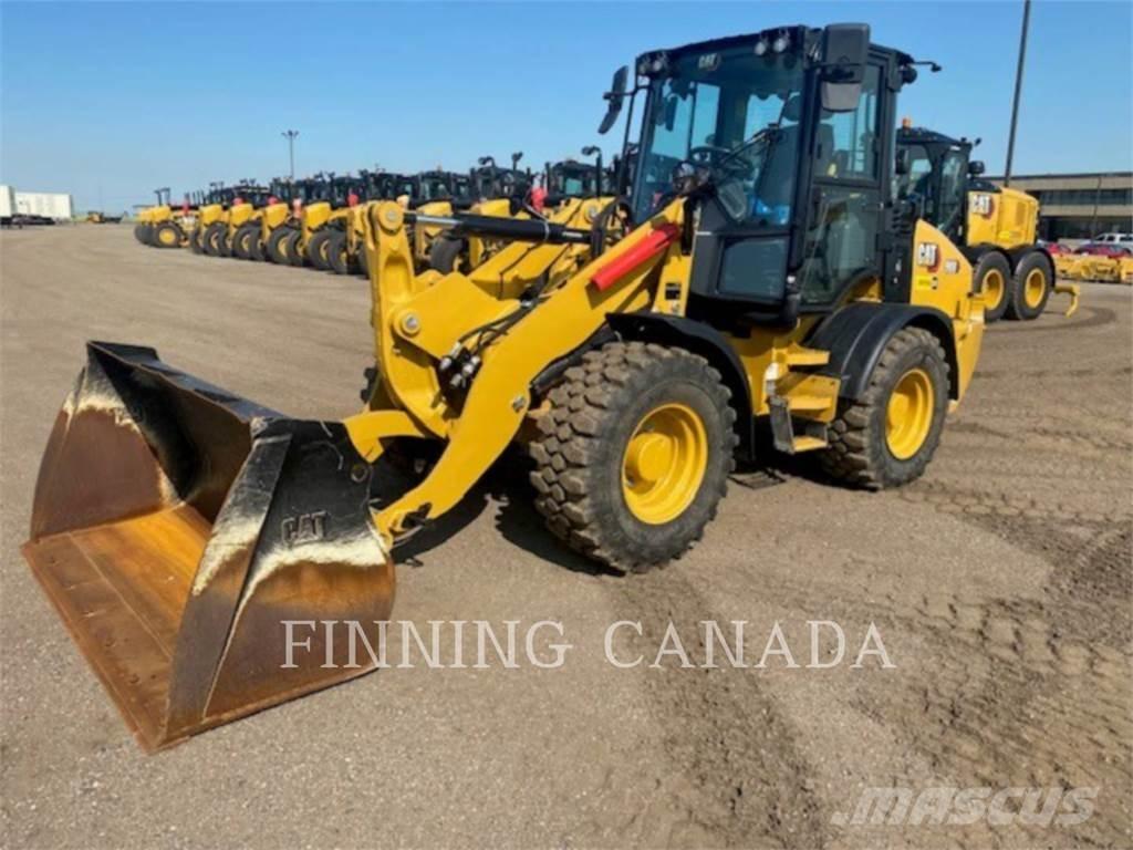 CAT 908-14 Gumikerekes homlokrakodók