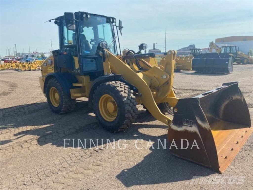 CAT 908-14 Gumikerekes homlokrakodók