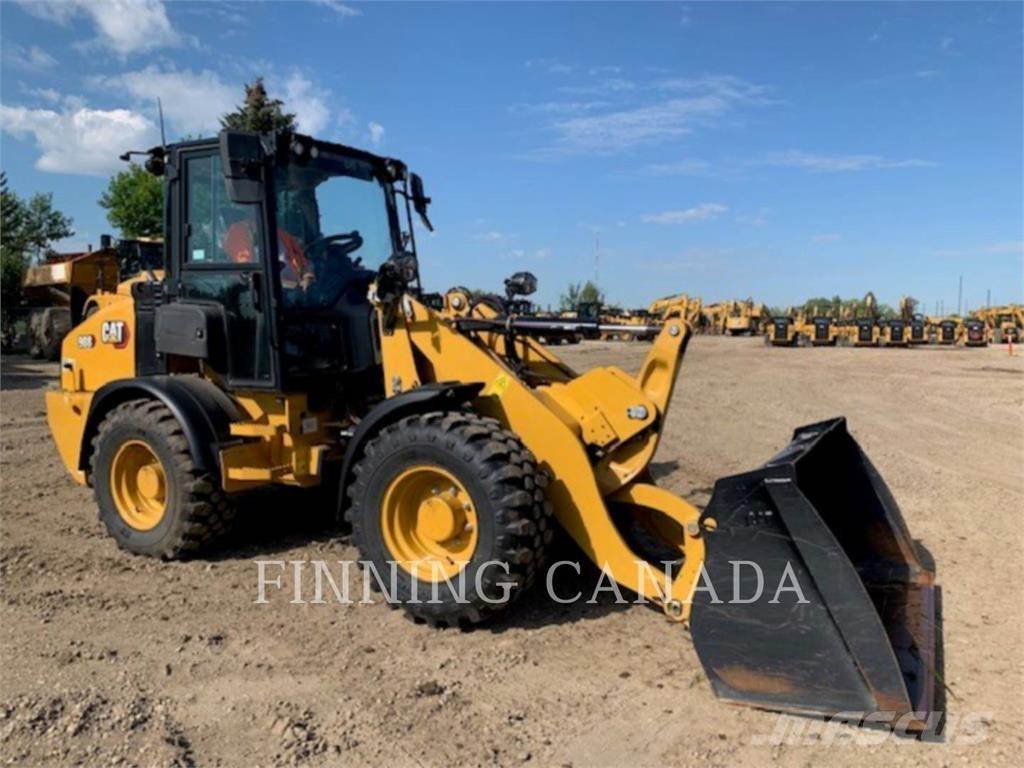 CAT 908-14 Gumikerekes homlokrakodók