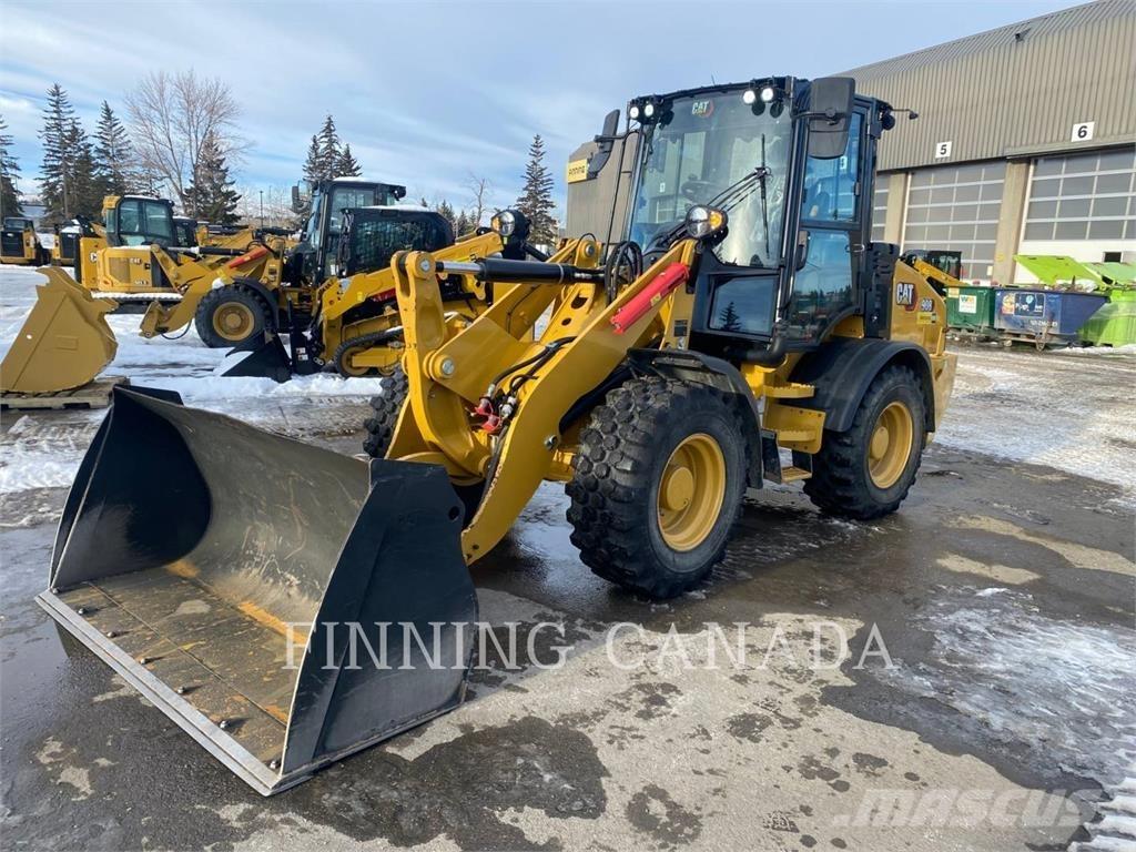 CAT 908-14 Gumikerekes homlokrakodók