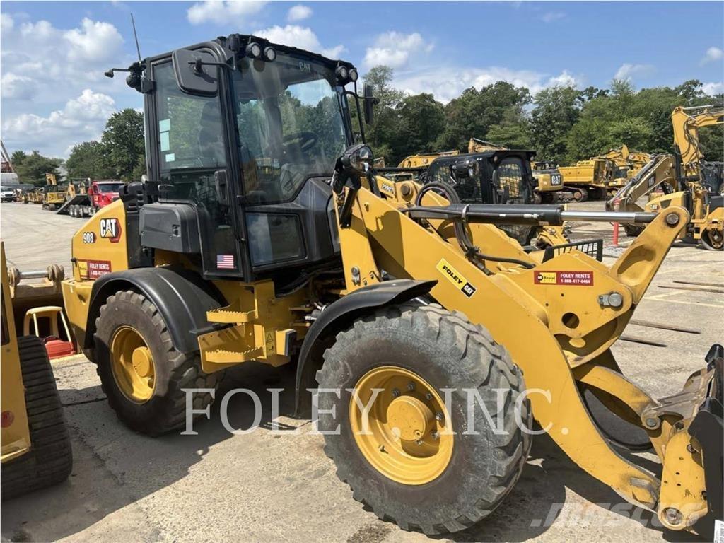 CAT 908-14 Gumikerekes homlokrakodók