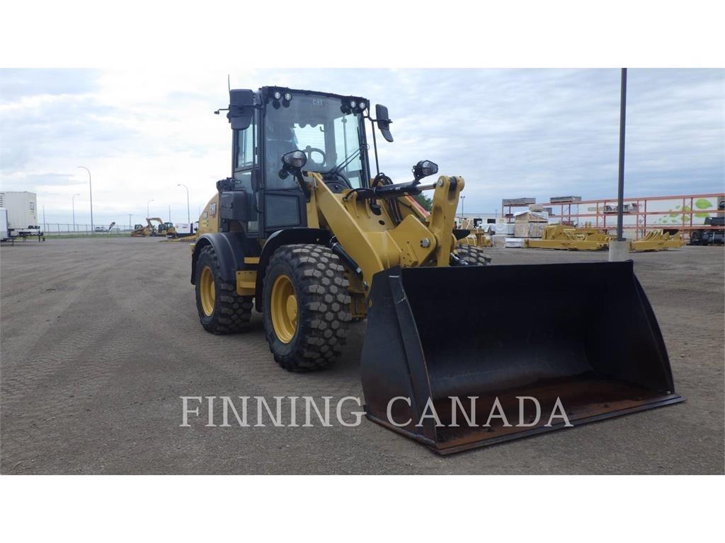 CAT 908-14 Gumikerekes homlokrakodók