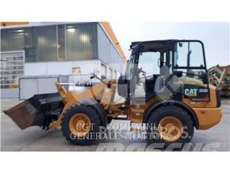 CAT 908 M Gumikerekes homlokrakodók