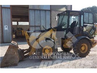 CAT 908H Gumikerekes homlokrakodók
