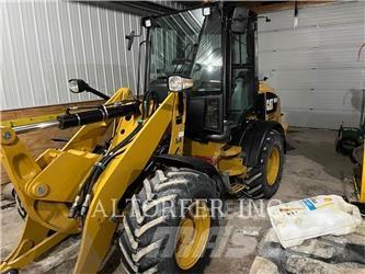 CAT 908M Mini homlokrakodók