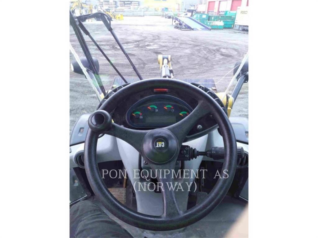 CAT 908M Gumikerekes homlokrakodók