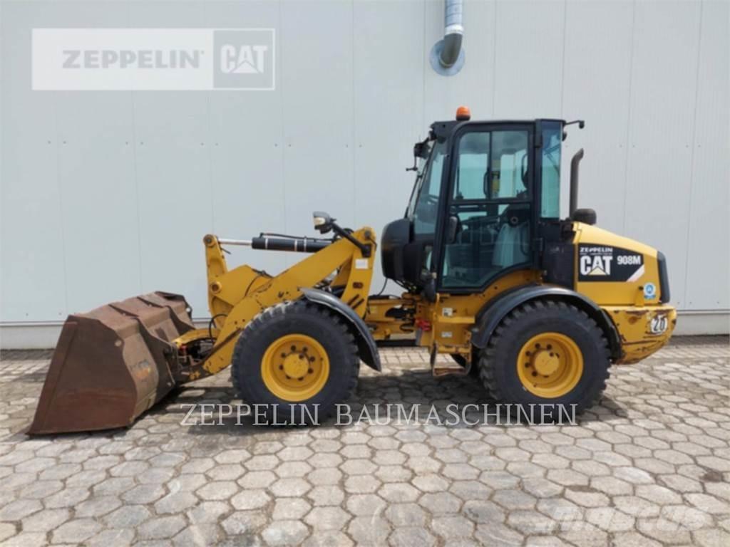CAT 908M Gumikerekes homlokrakodók