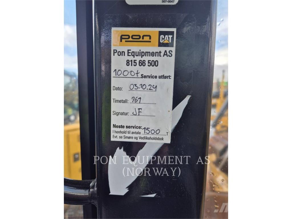 CAT 908M Gumikerekes homlokrakodók