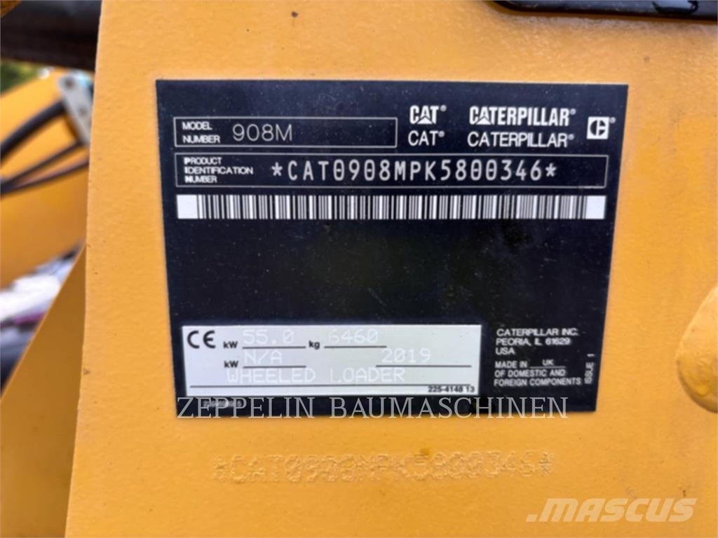 CAT 908M Gumikerekes homlokrakodók