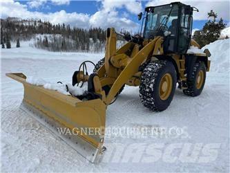 CAT 914 Gumikerekes homlokrakodók