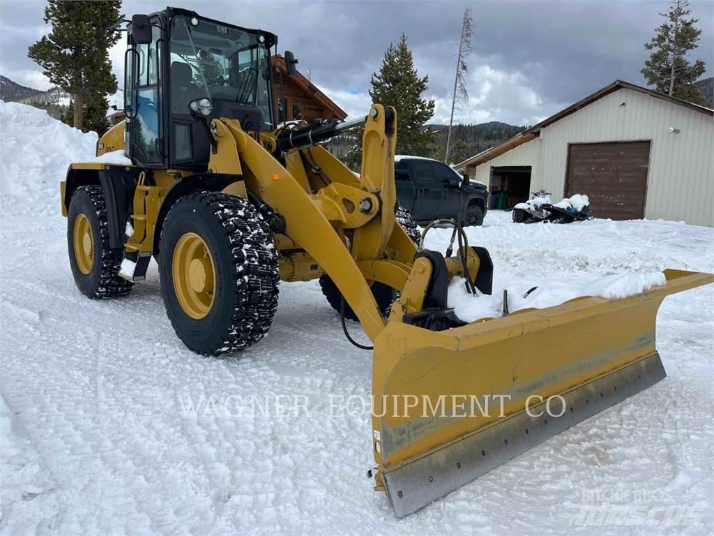 CAT 914 Gumikerekes homlokrakodók
