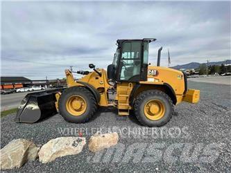 CAT 914 Gumikerekes homlokrakodók