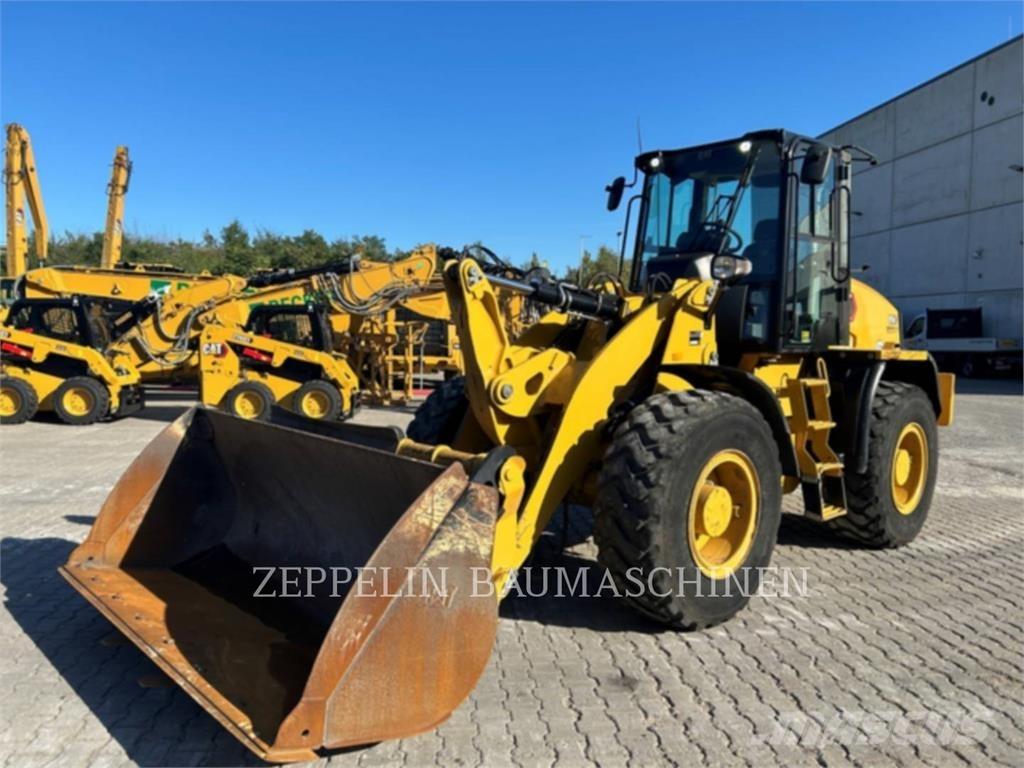 CAT 914-14A Gumikerekes homlokrakodók