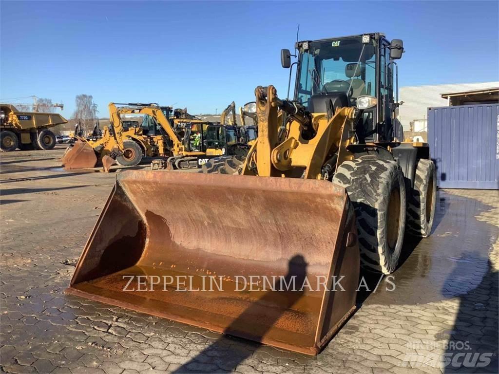 CAT 914K Gumikerekes homlokrakodók