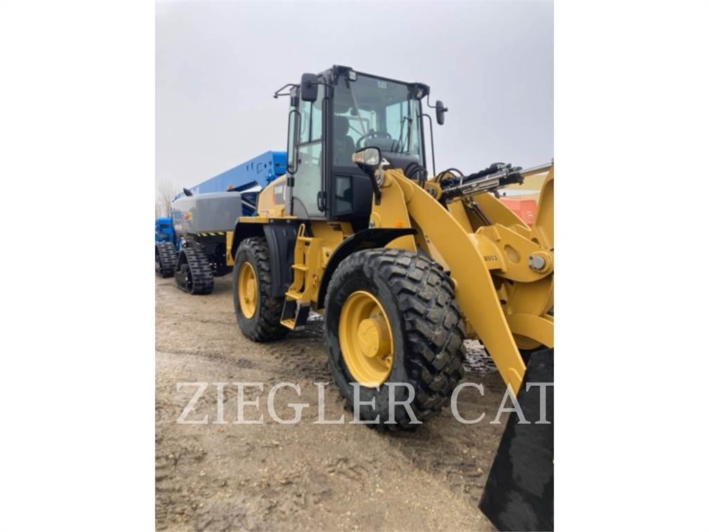 CAT 914M Gumikerekes homlokrakodók