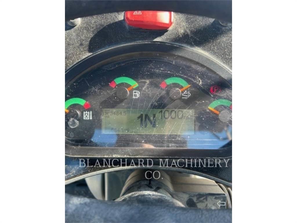 CAT 914M Gumikerekes homlokrakodók