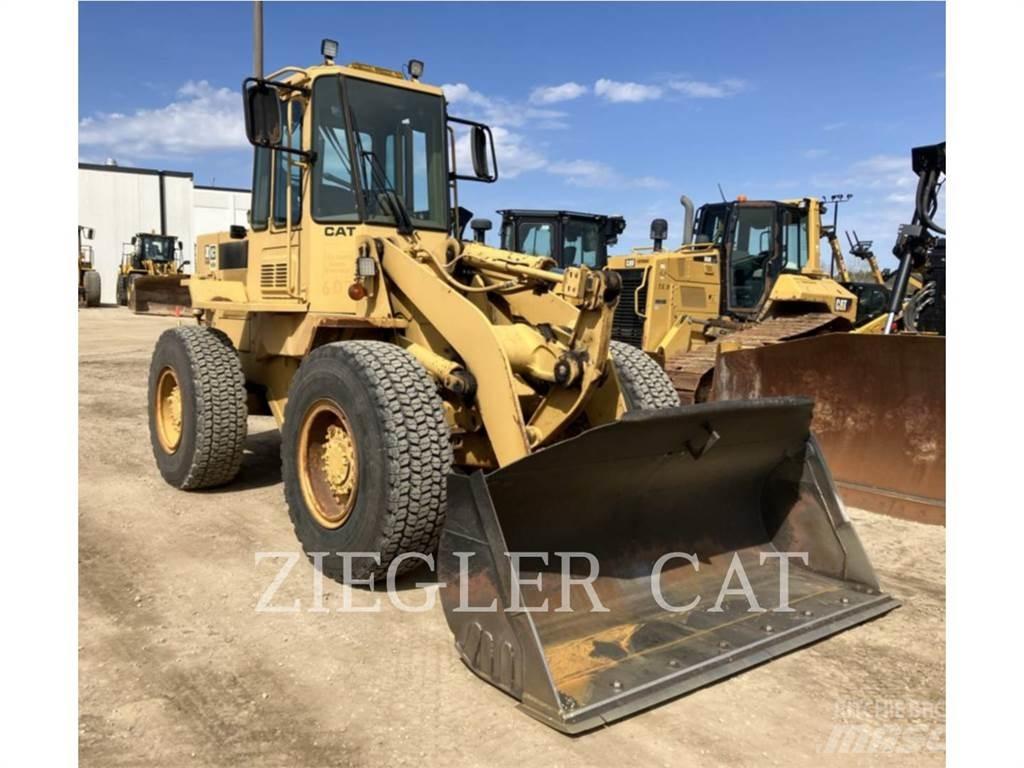 CAT 916 Gumikerekes homlokrakodók