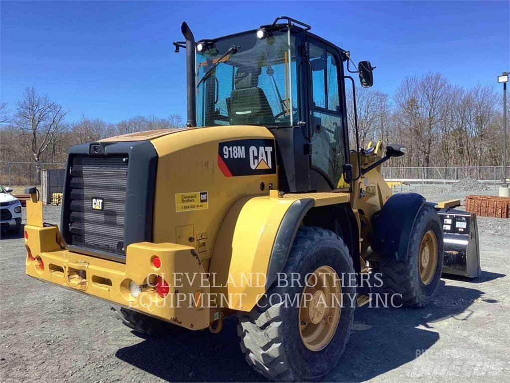 CAT 918M Gumikerekes homlokrakodók