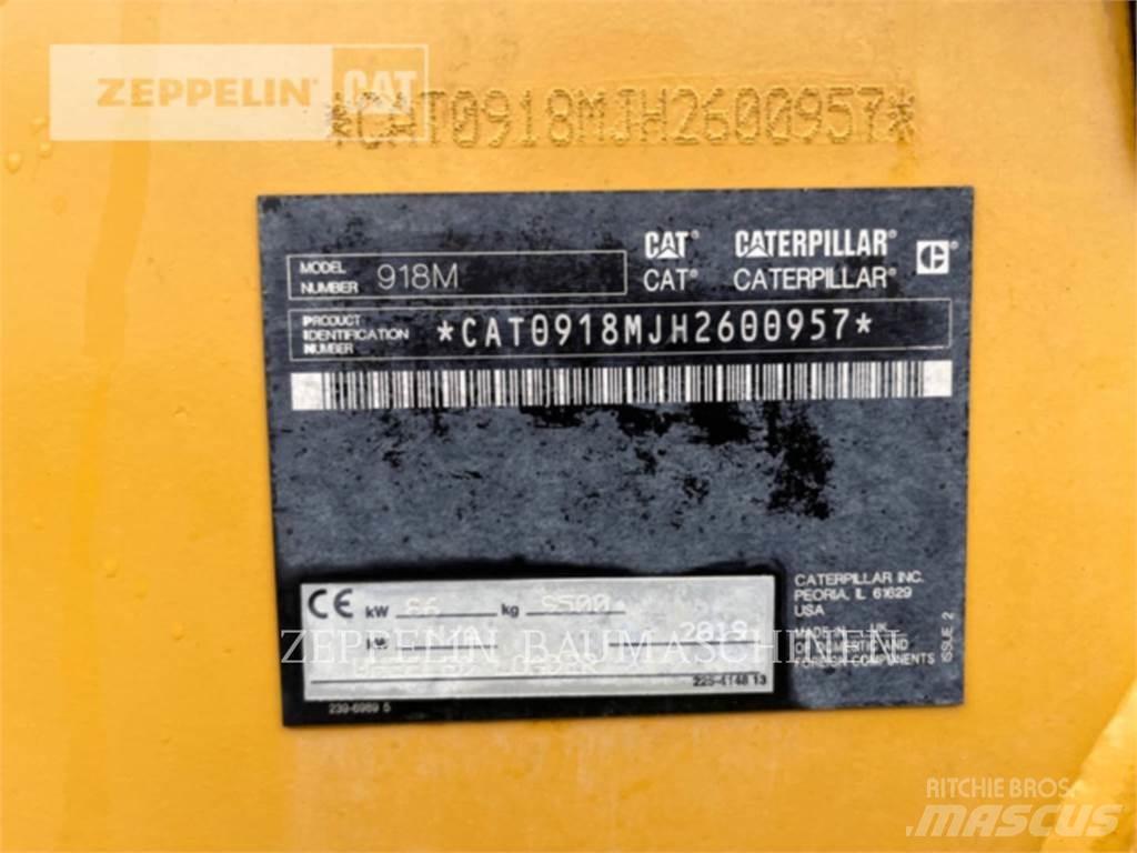 CAT 918M Gumikerekes homlokrakodók