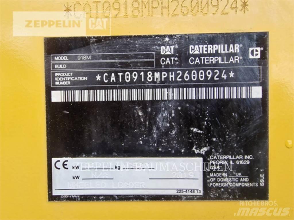 CAT 918M Gumikerekes homlokrakodók