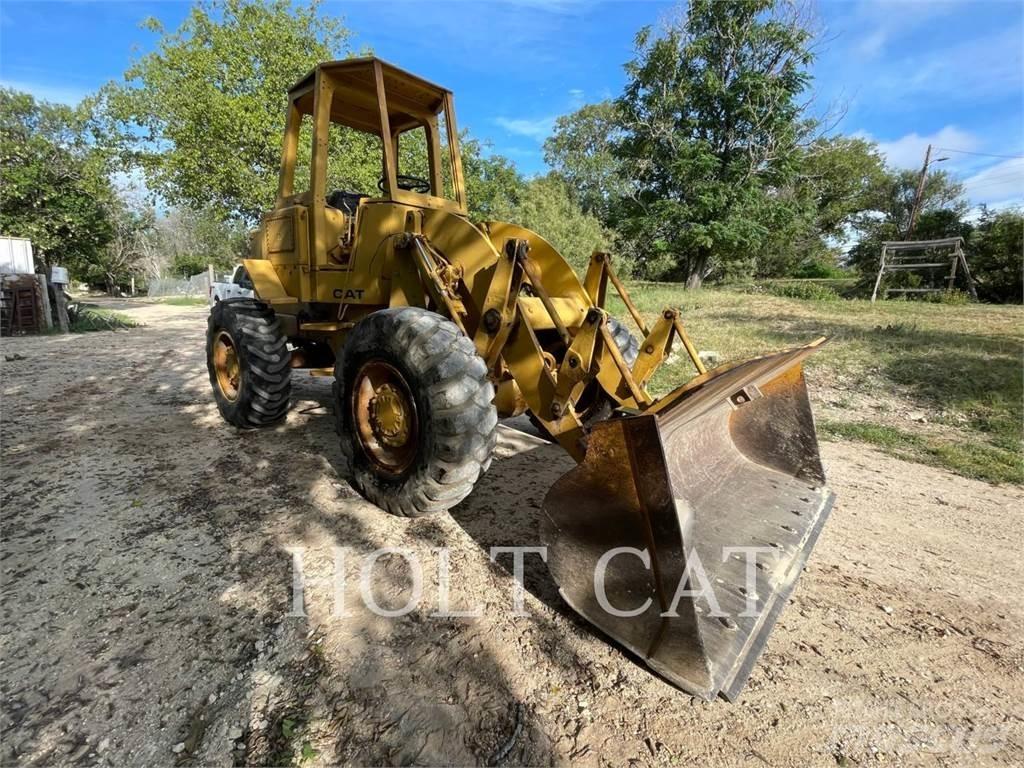 CAT 920 Gumikerekes homlokrakodók
