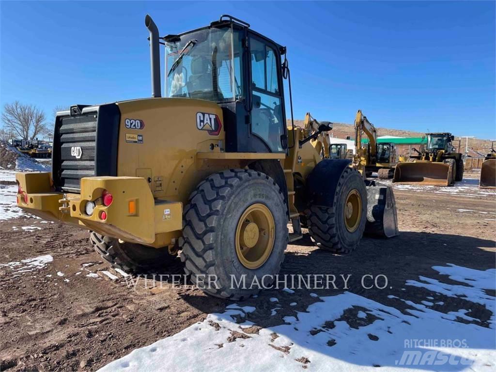 CAT 920 Gumikerekes homlokrakodók