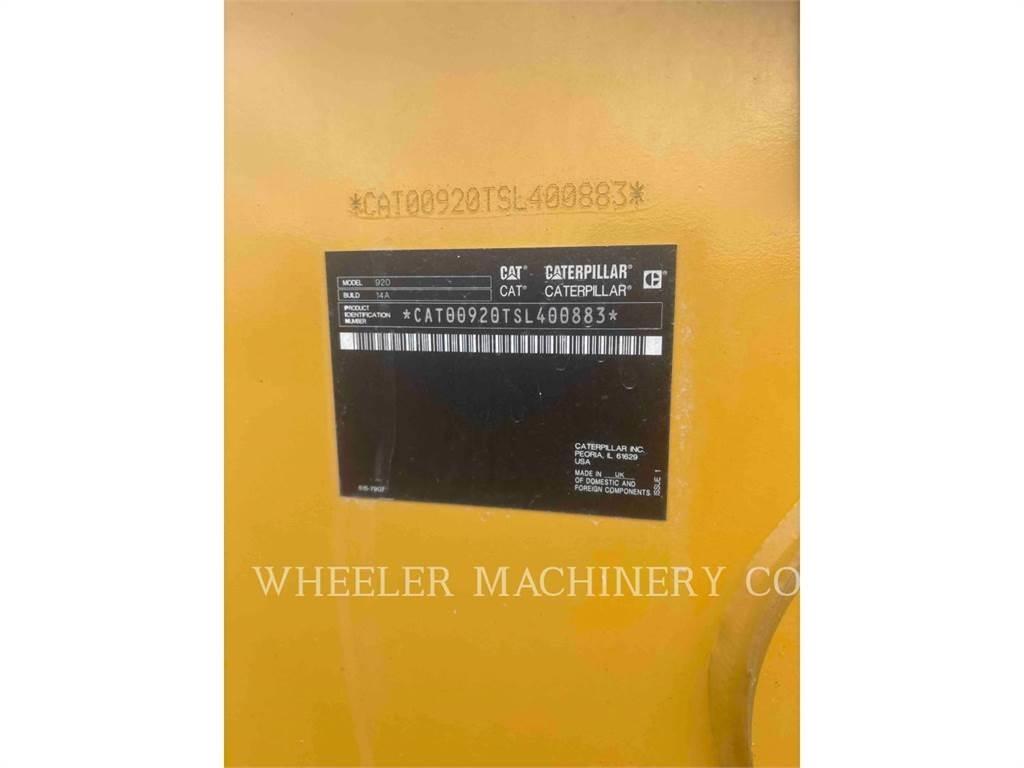 CAT 920 Gumikerekes homlokrakodók