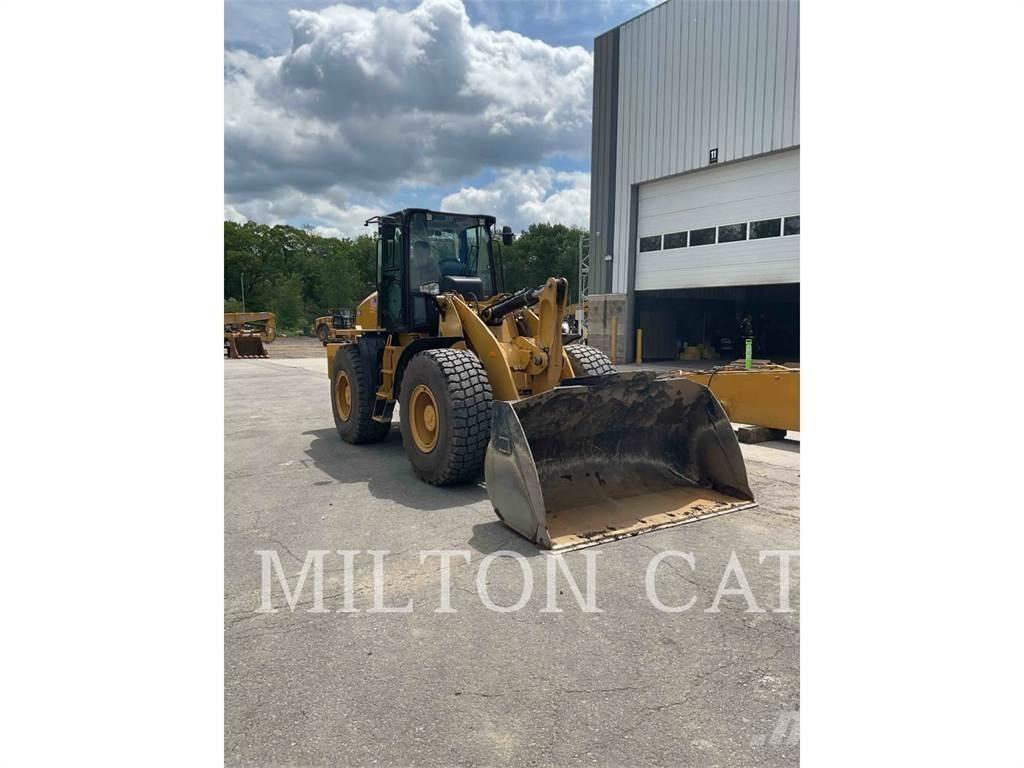 CAT 920 Gumikerekes homlokrakodók