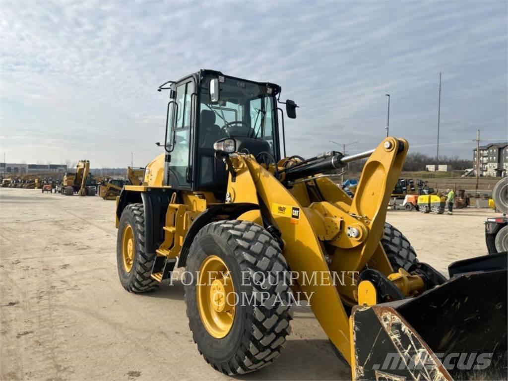 CAT 920-14 Gumikerekes homlokrakodók