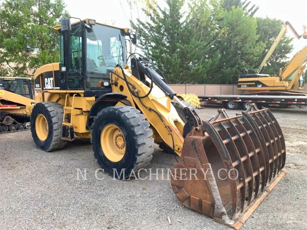 CAT 924G Gumikerekes homlokrakodók