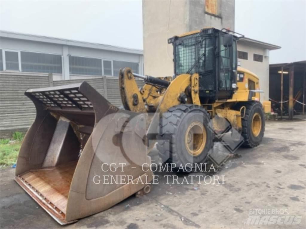 CAT 924K Gumikerekes homlokrakodók