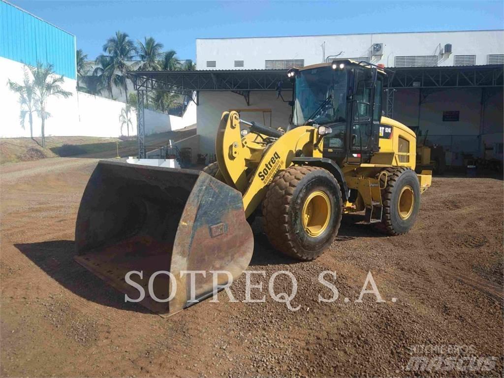 CAT 924K Gumikerekes homlokrakodók