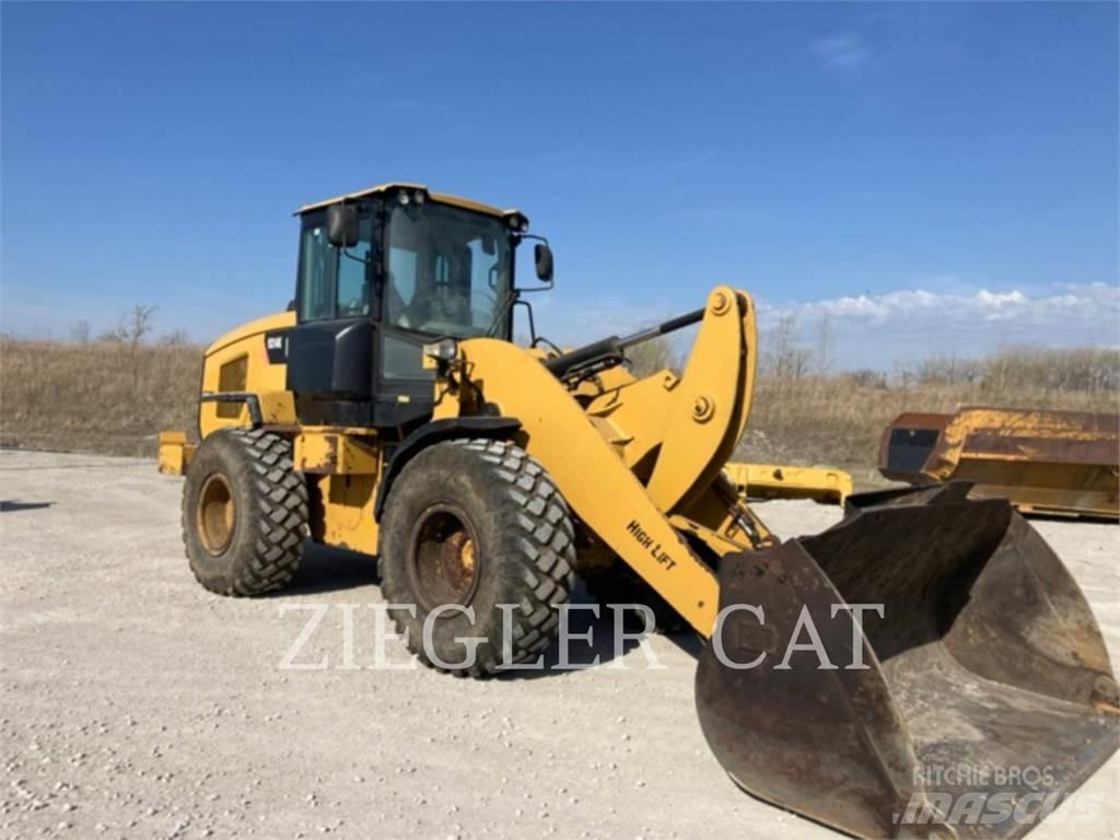 CAT 924K Gumikerekes homlokrakodók