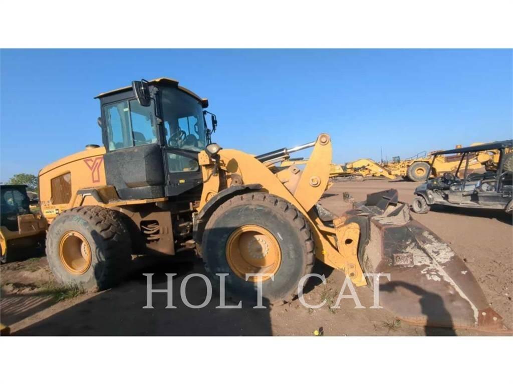 CAT 924K Gumikerekes homlokrakodók