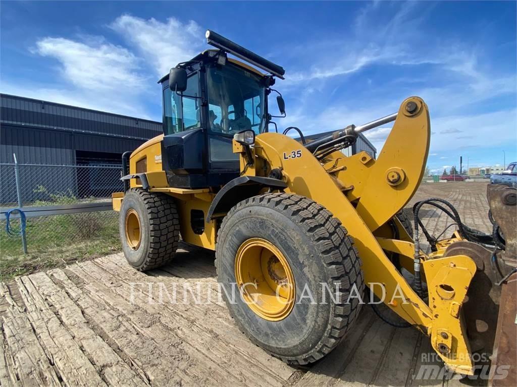 CAT 924K Gumikerekes homlokrakodók
