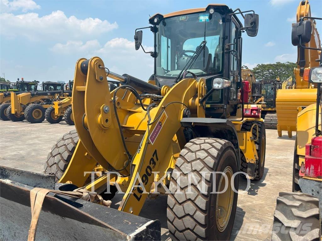 CAT 924K Gumikerekes homlokrakodók