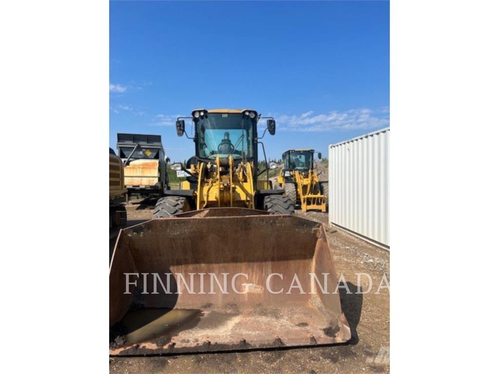 CAT 924K Gumikerekes homlokrakodók