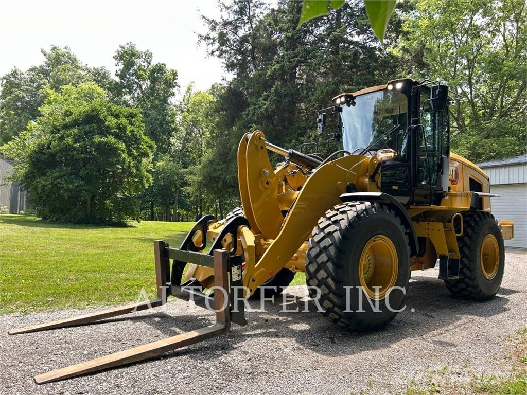 CAT 926-14 Gumikerekes homlokrakodók