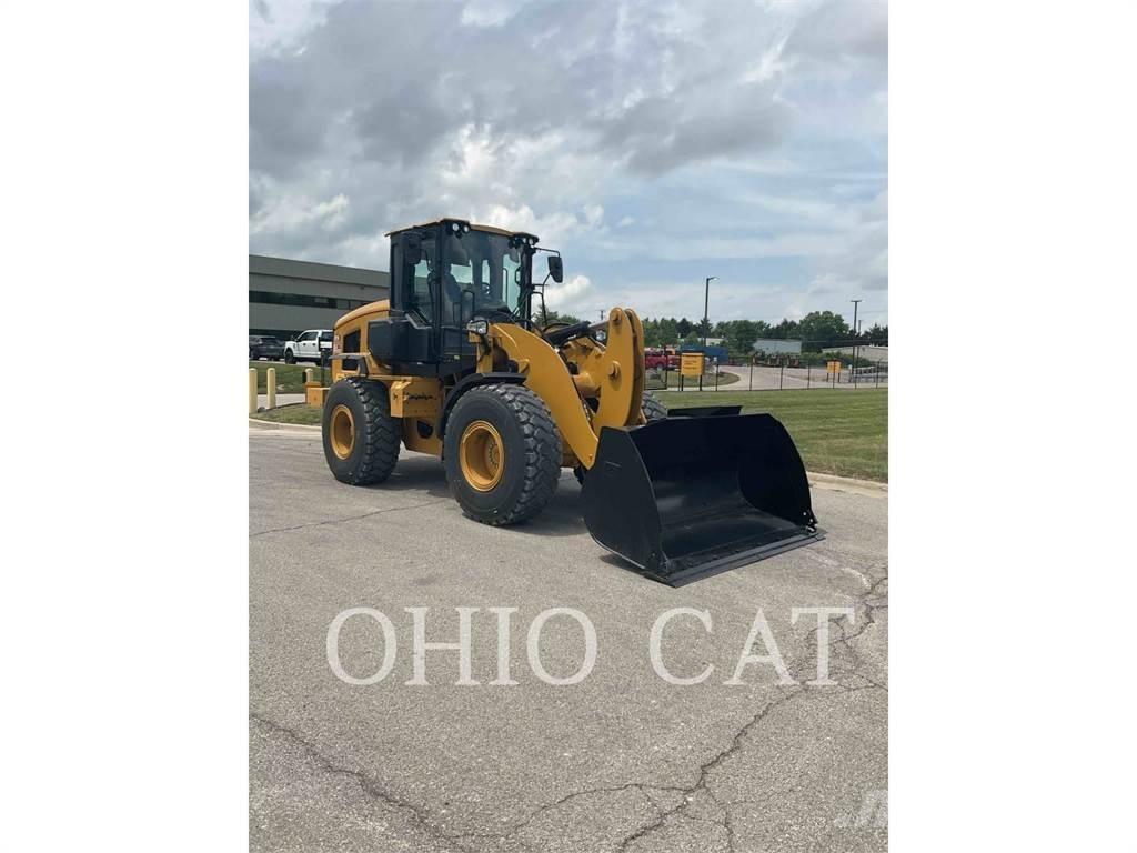 CAT 926 14A Gumikerekes homlokrakodók
