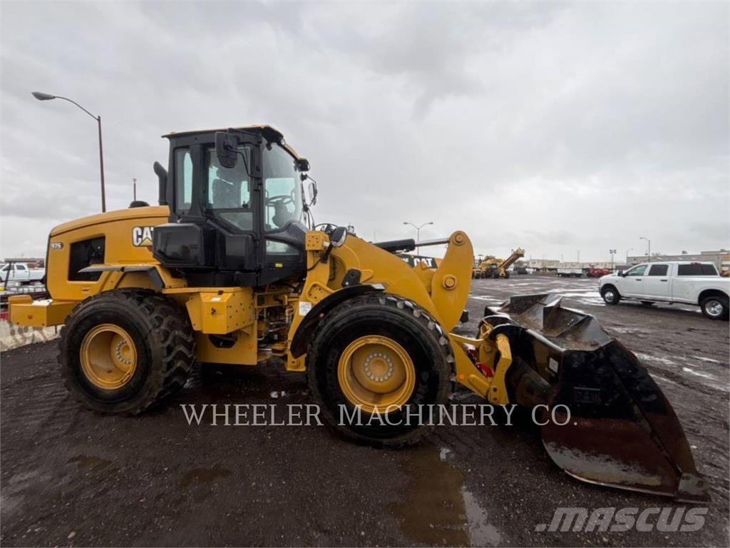 CAT 926 QC Gumikerekes homlokrakodók