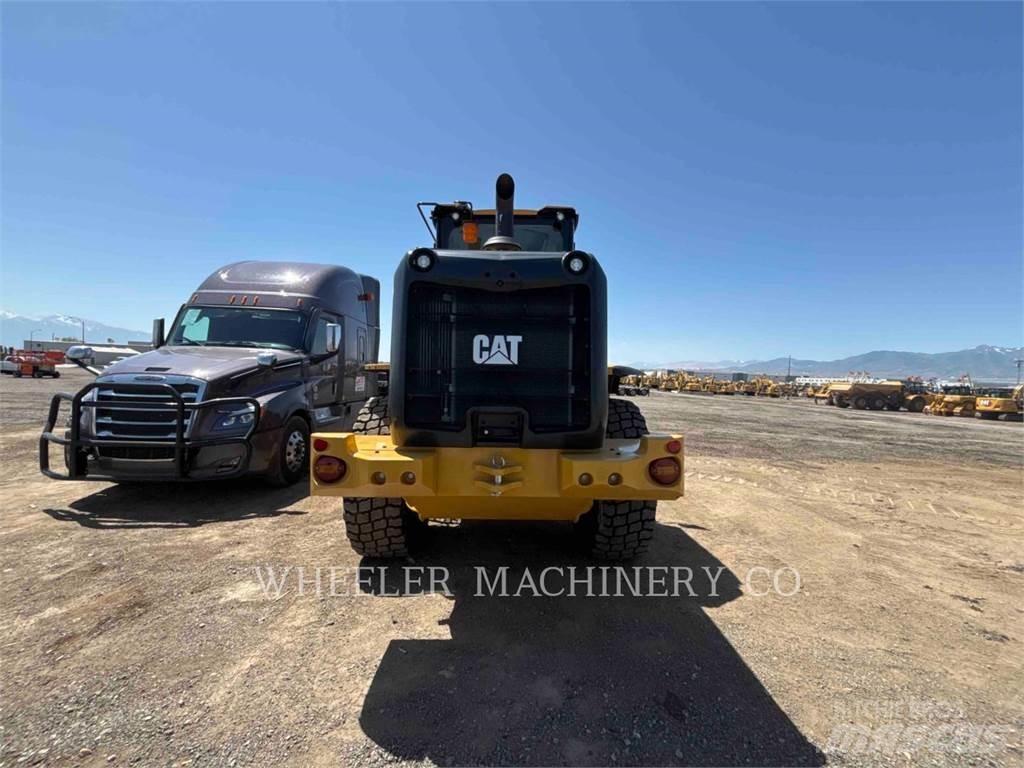 CAT 926 QC 3V Gumikerekes homlokrakodók